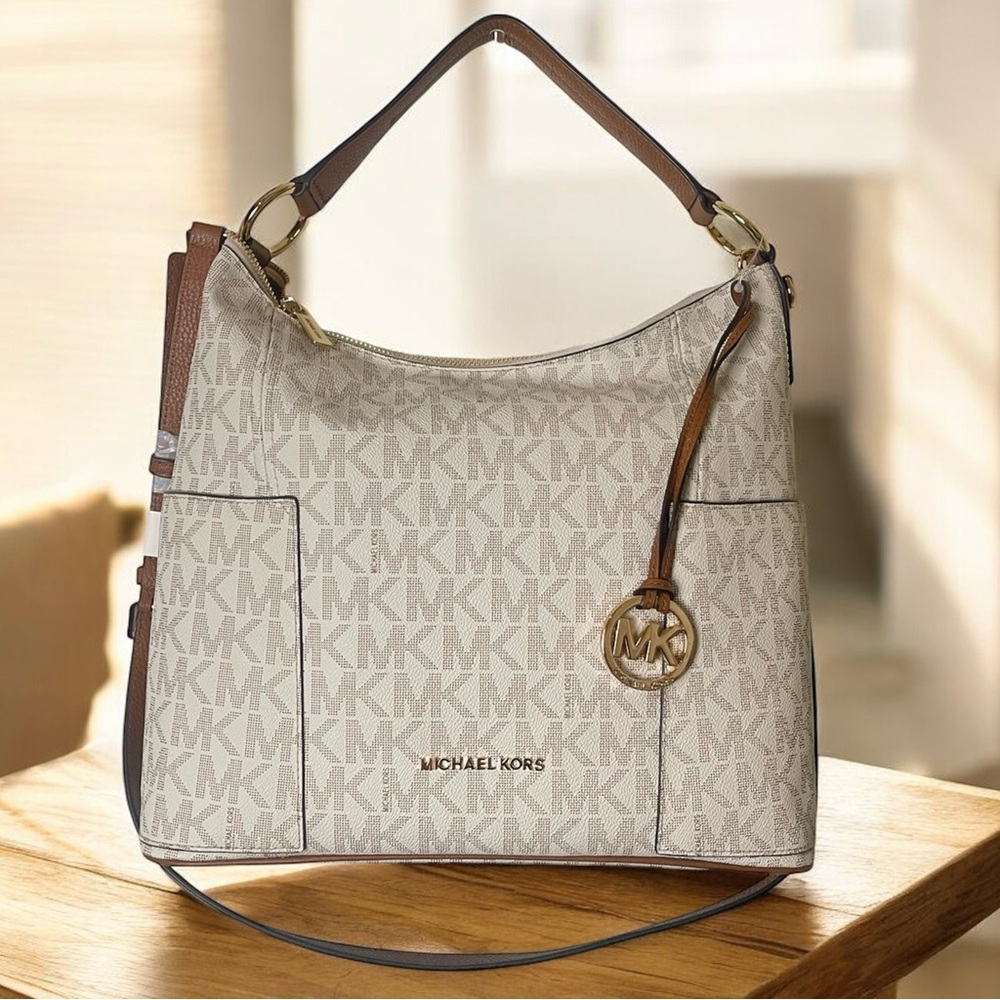 Michael Kors Anita Vanilla/Acrn Large Signature Shoulder Bag